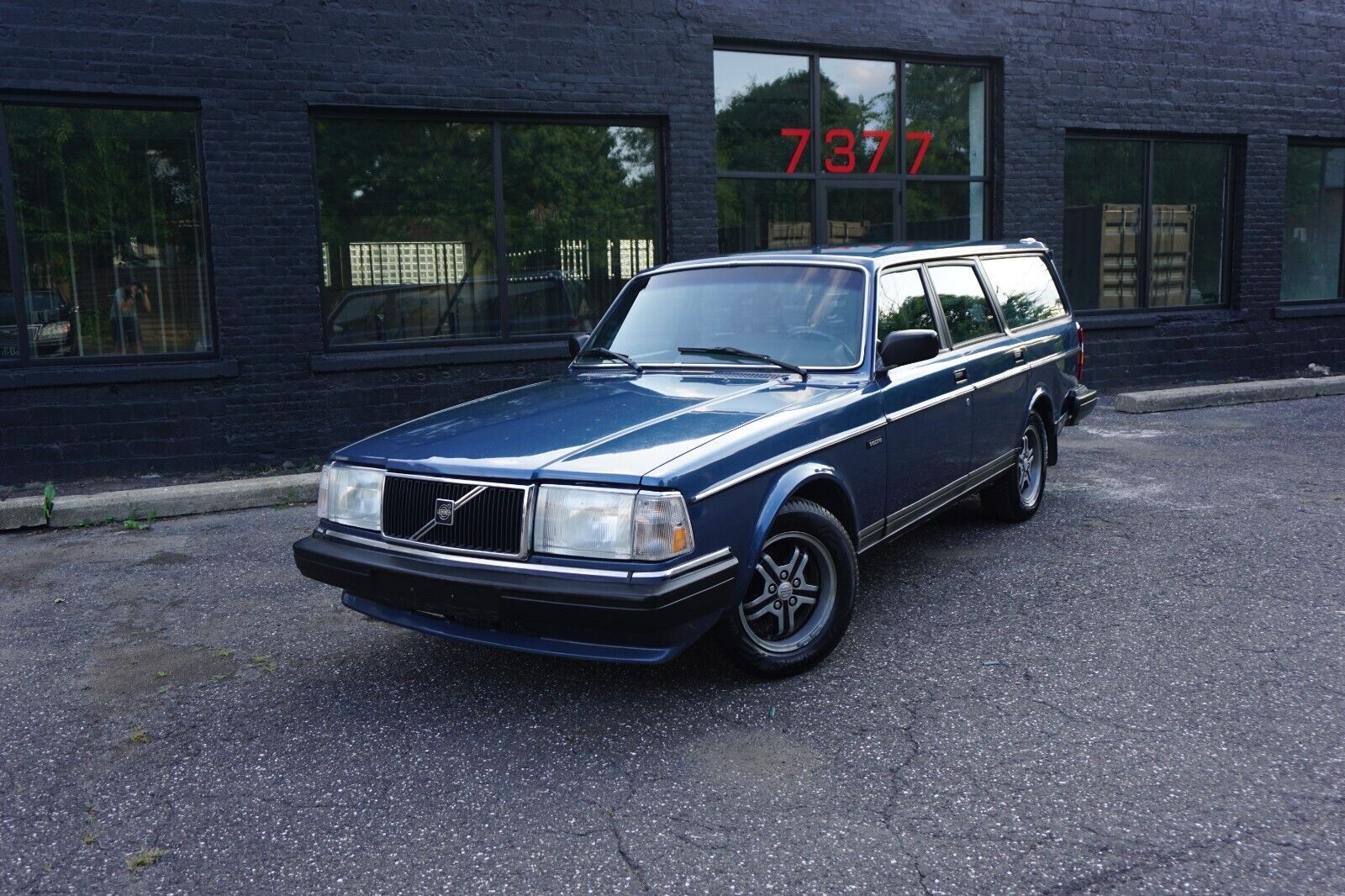 Volvo 240 Series