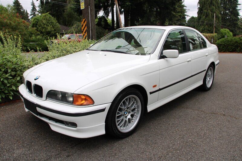 BMW 528i