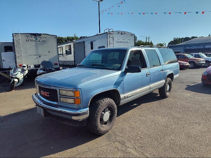 GMC Suburban