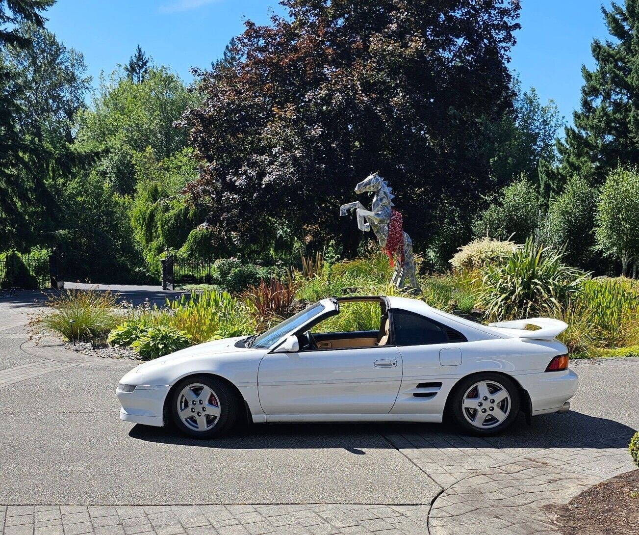 Toyota MR2