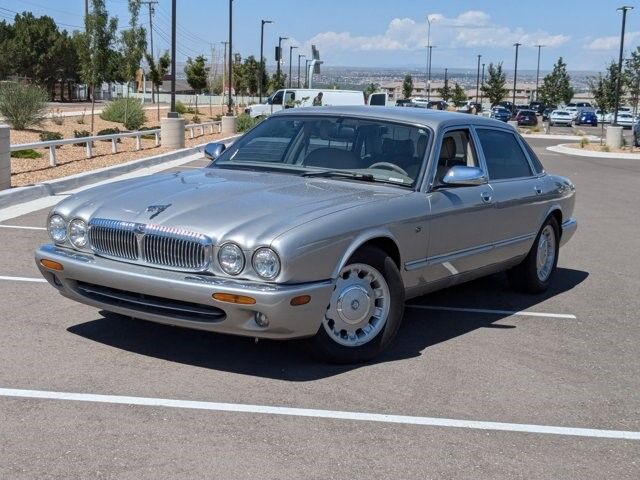 Jaguar Vanden Plas