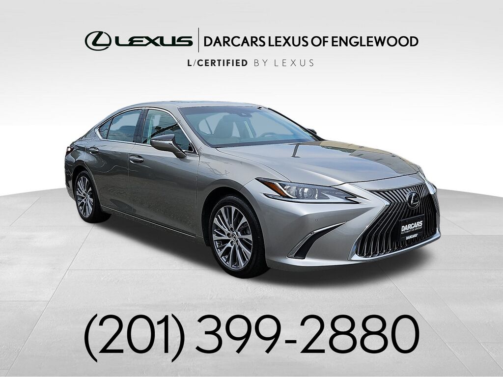 LEXUS