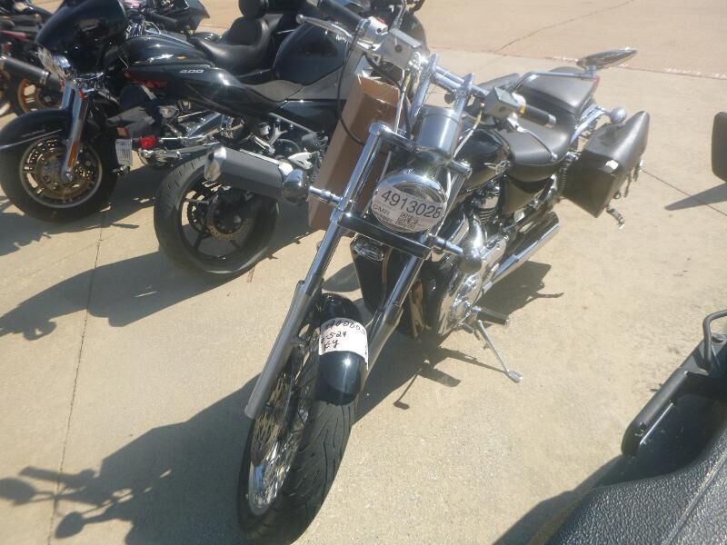 Suzuki VS800