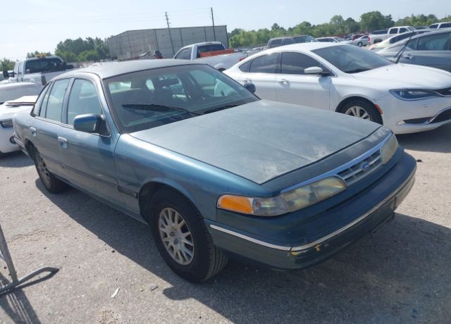 Ford Crown Victoria