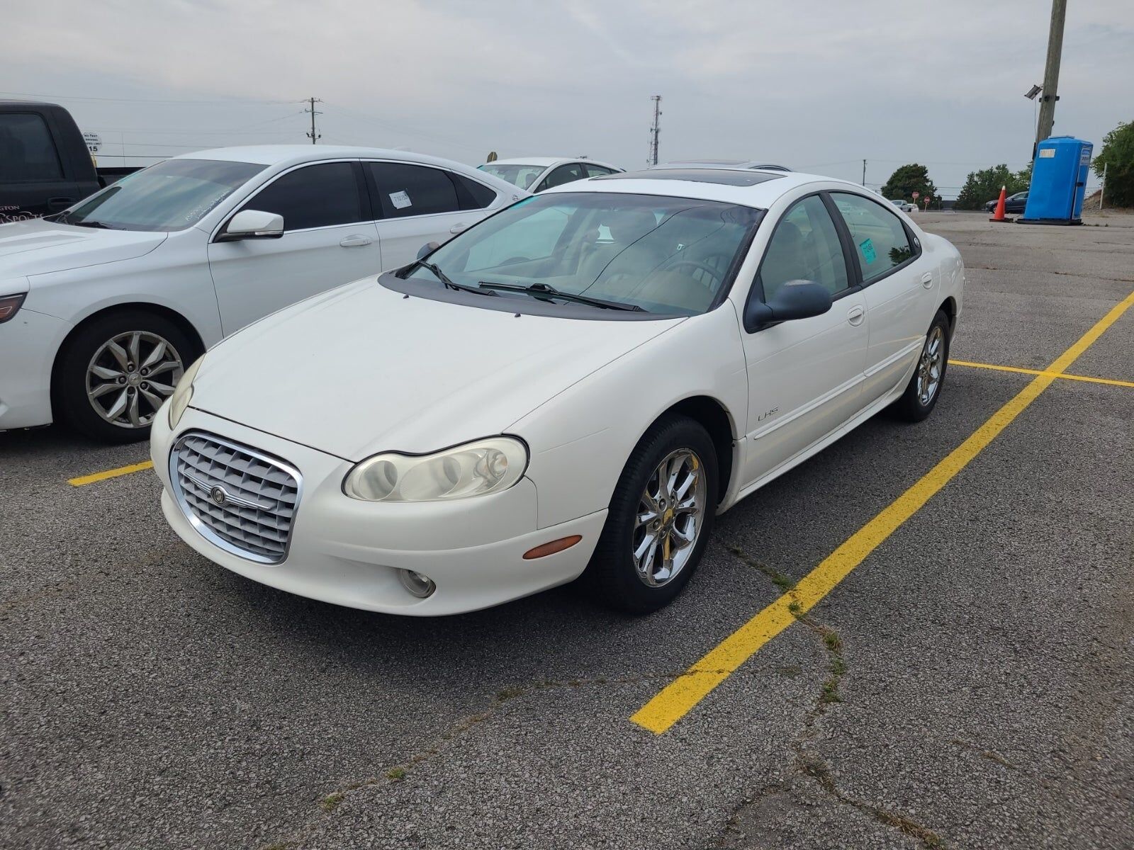 Chrysler LHS