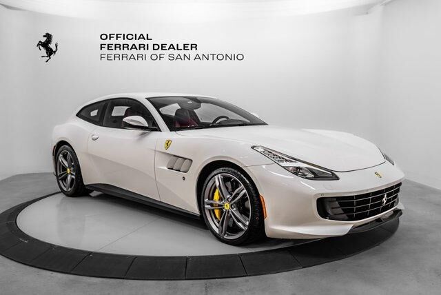 Ferrari GTC4Lusso
