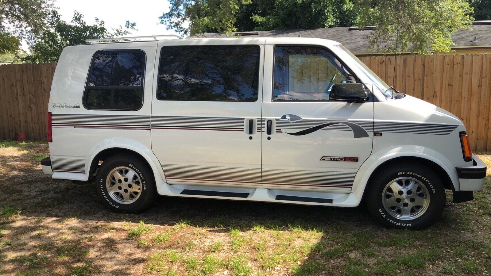 Chevrolet Astro Van