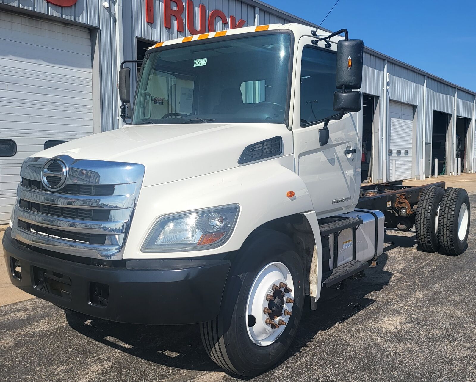 2015 HINO Conventional Type Truck