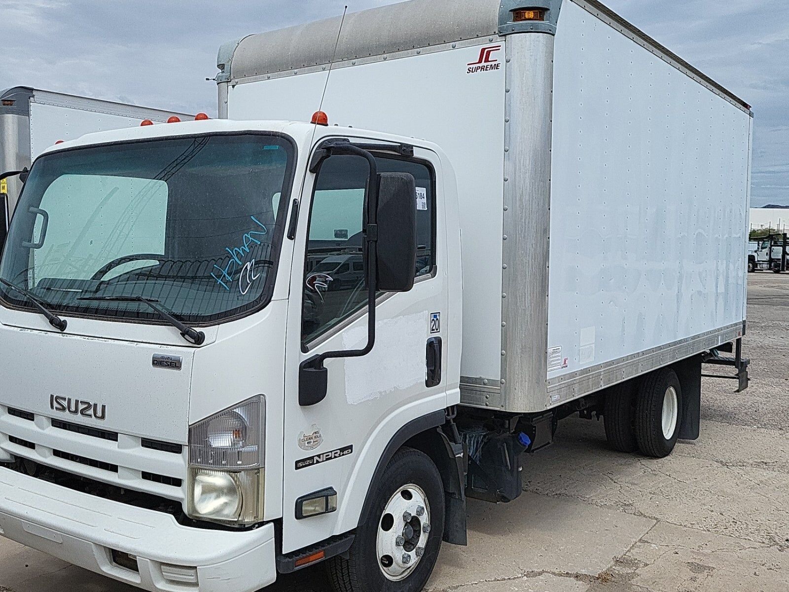 Isuzu NPR/NPR-HD