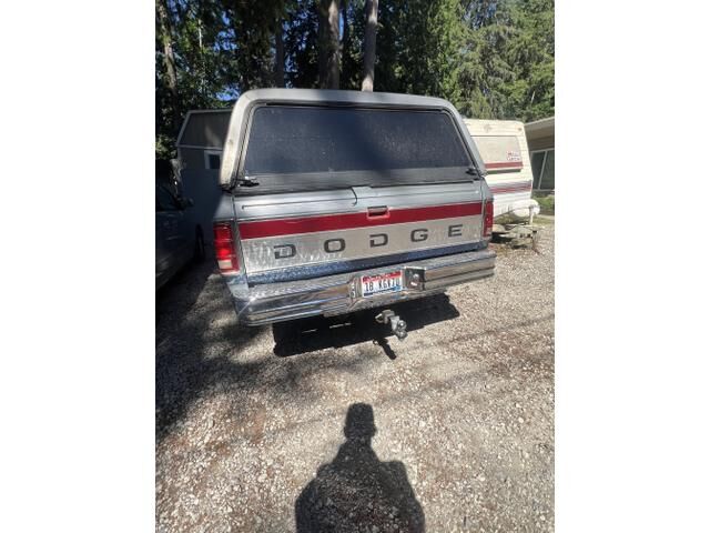 Dodge D-Series