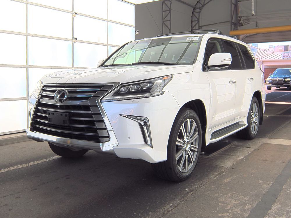 Lexus LX