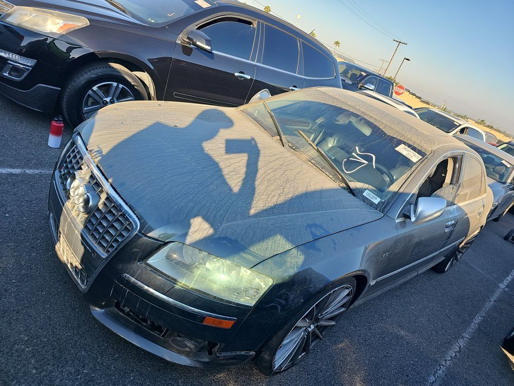Audi S8
