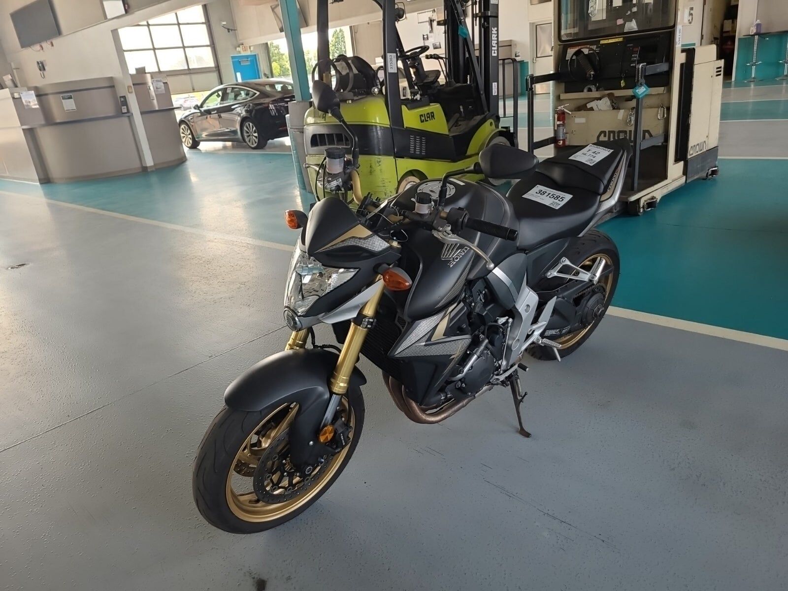 Honda CB1000R