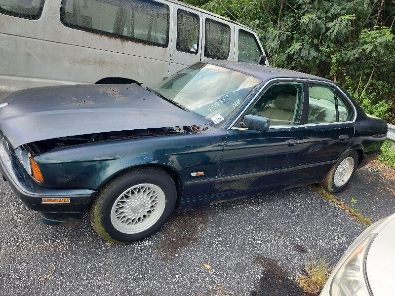 BMW 530i