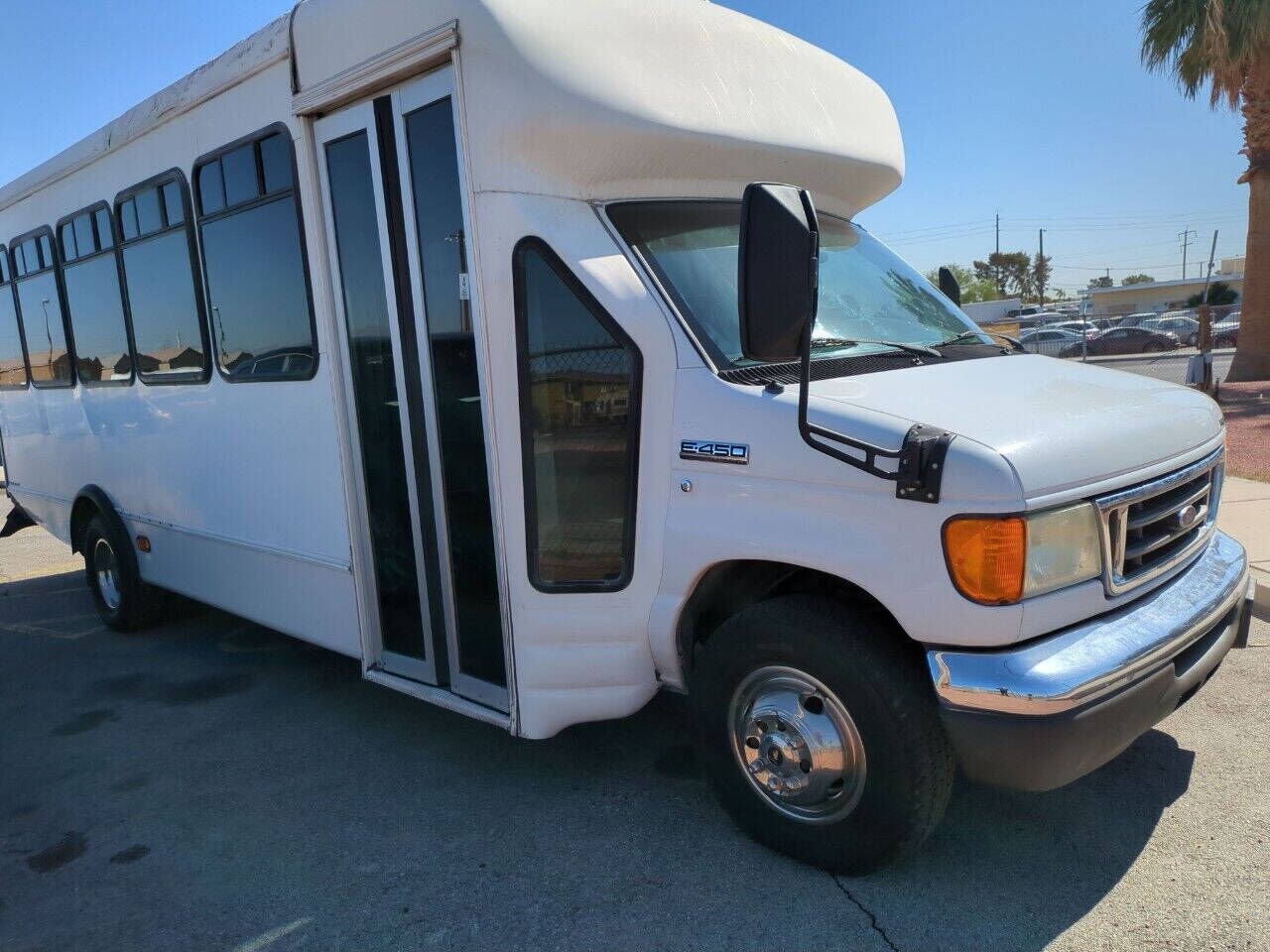 2007 FORD E-450