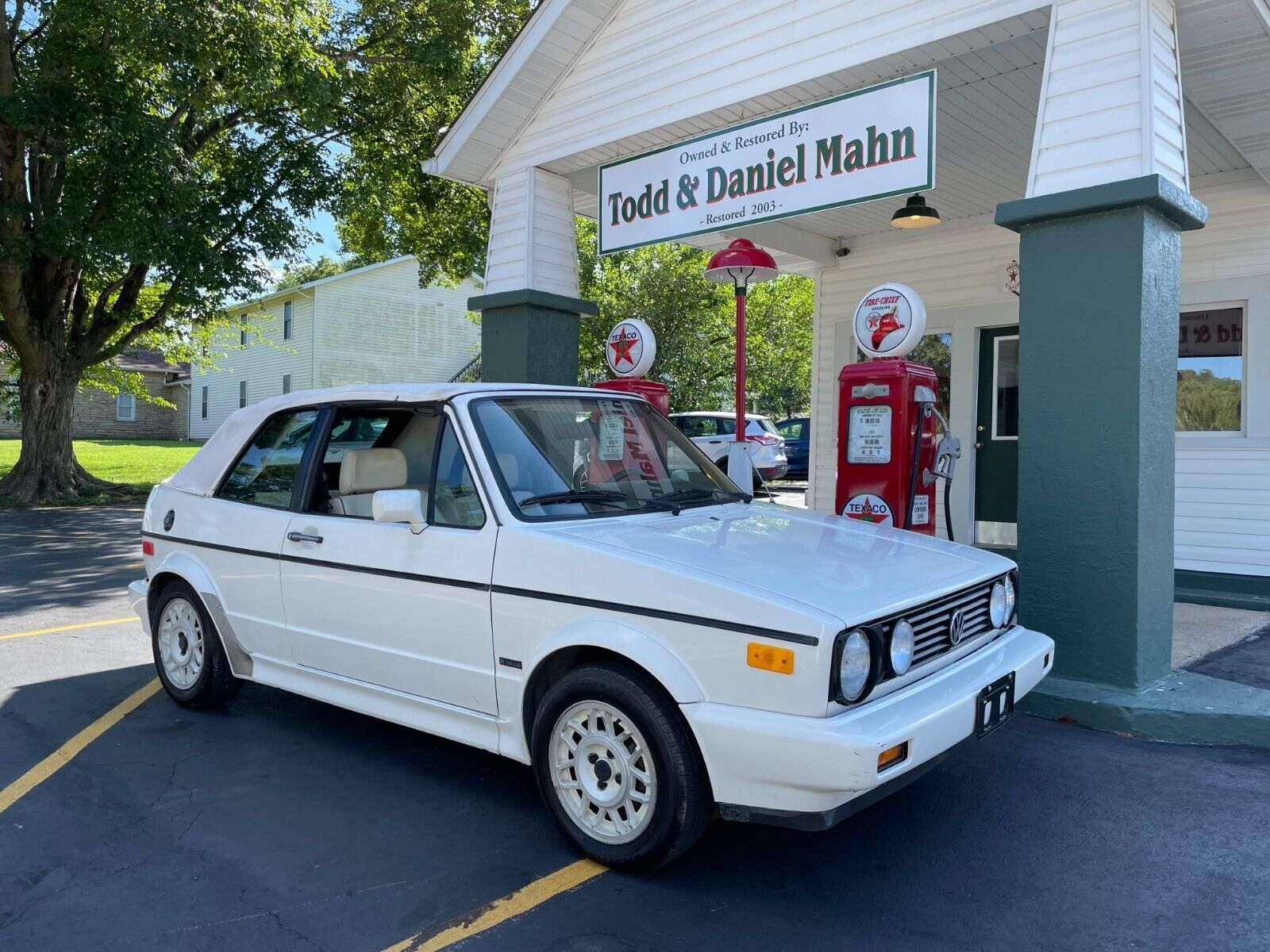 Volkswagen CABRIOLET