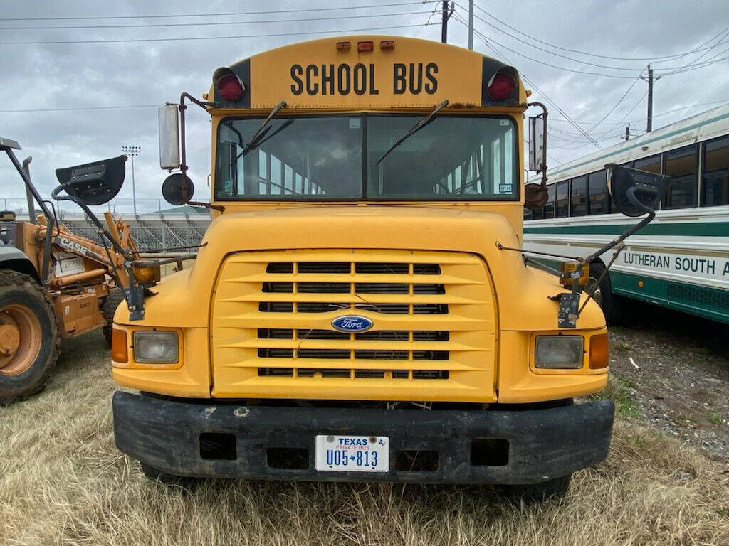 Ford B800