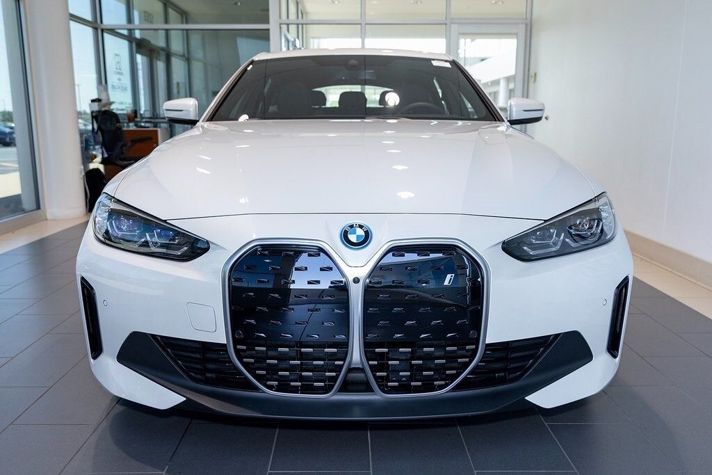 2024 BMW i4