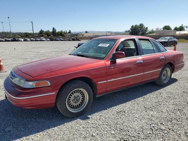 Ford Crown Victoria