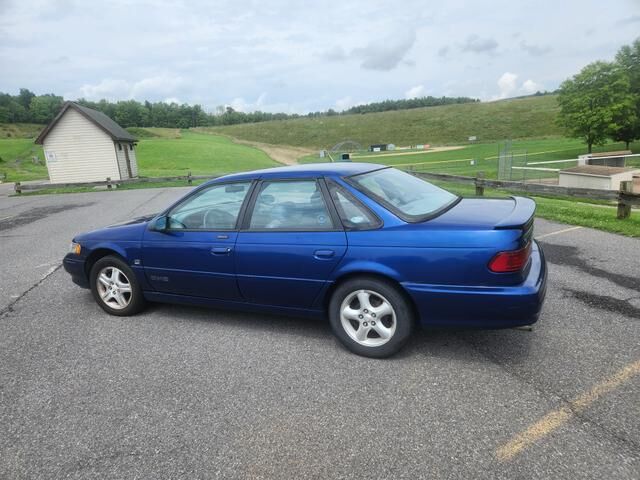 Ford Taurus