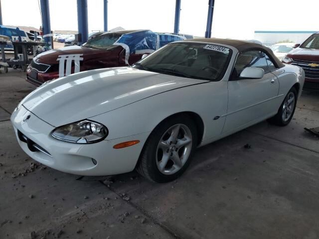 Jaguar XK8
