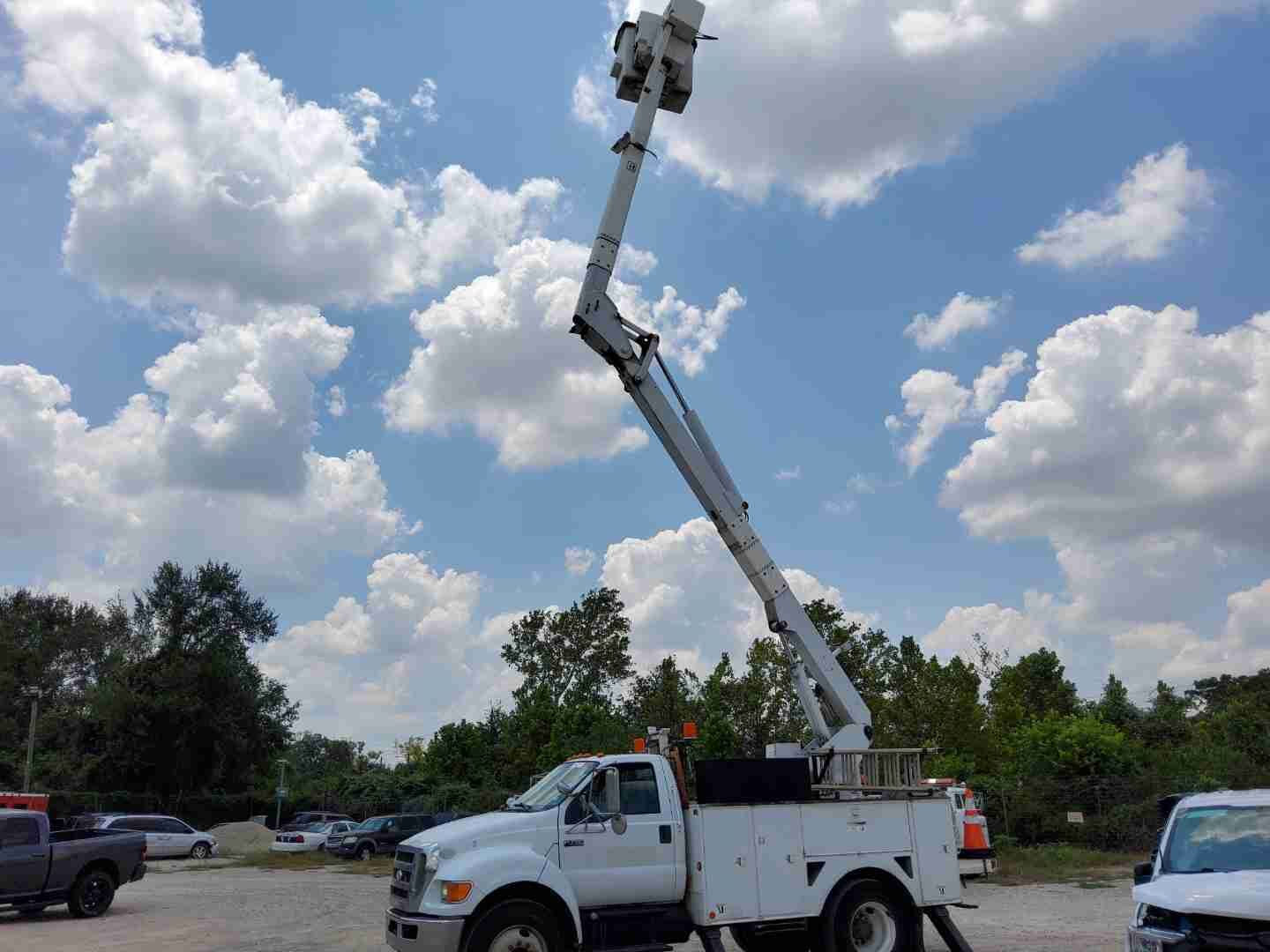 Ford F-750