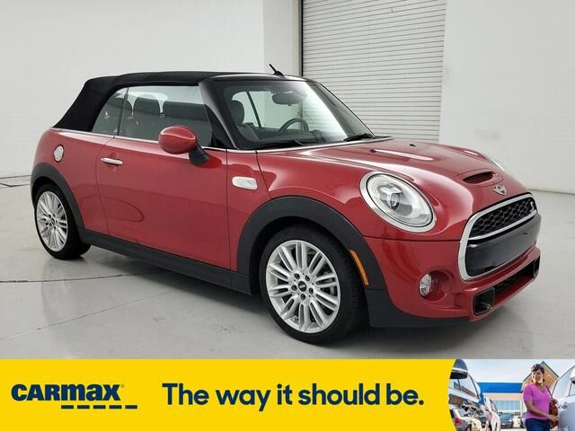 MINI Cooper Convertible