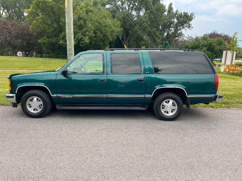 GMC Suburban