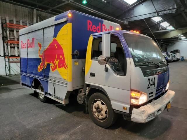 Isuzu NQR/NRR