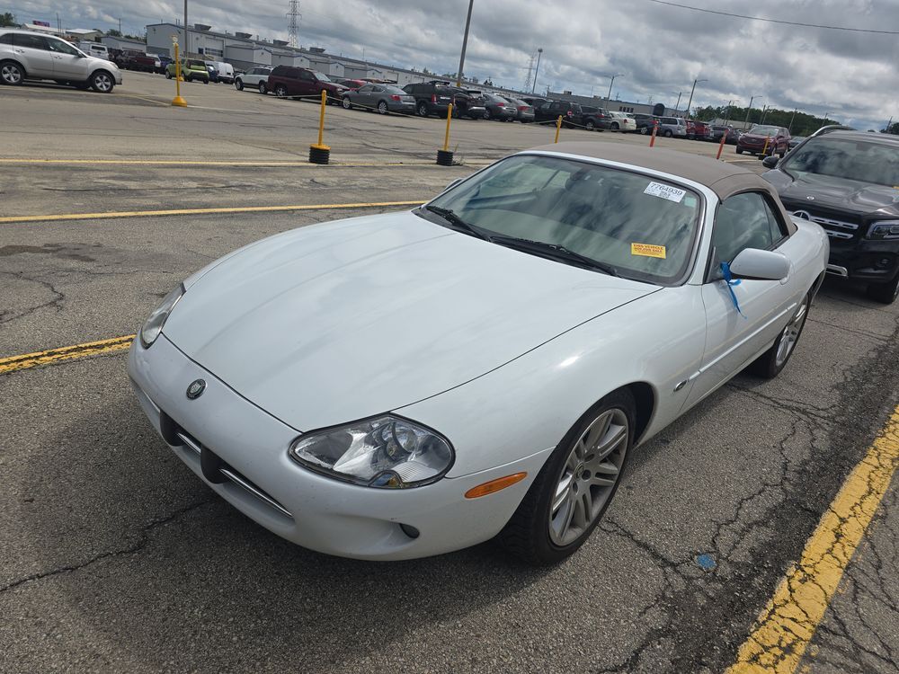 Jaguar XK8