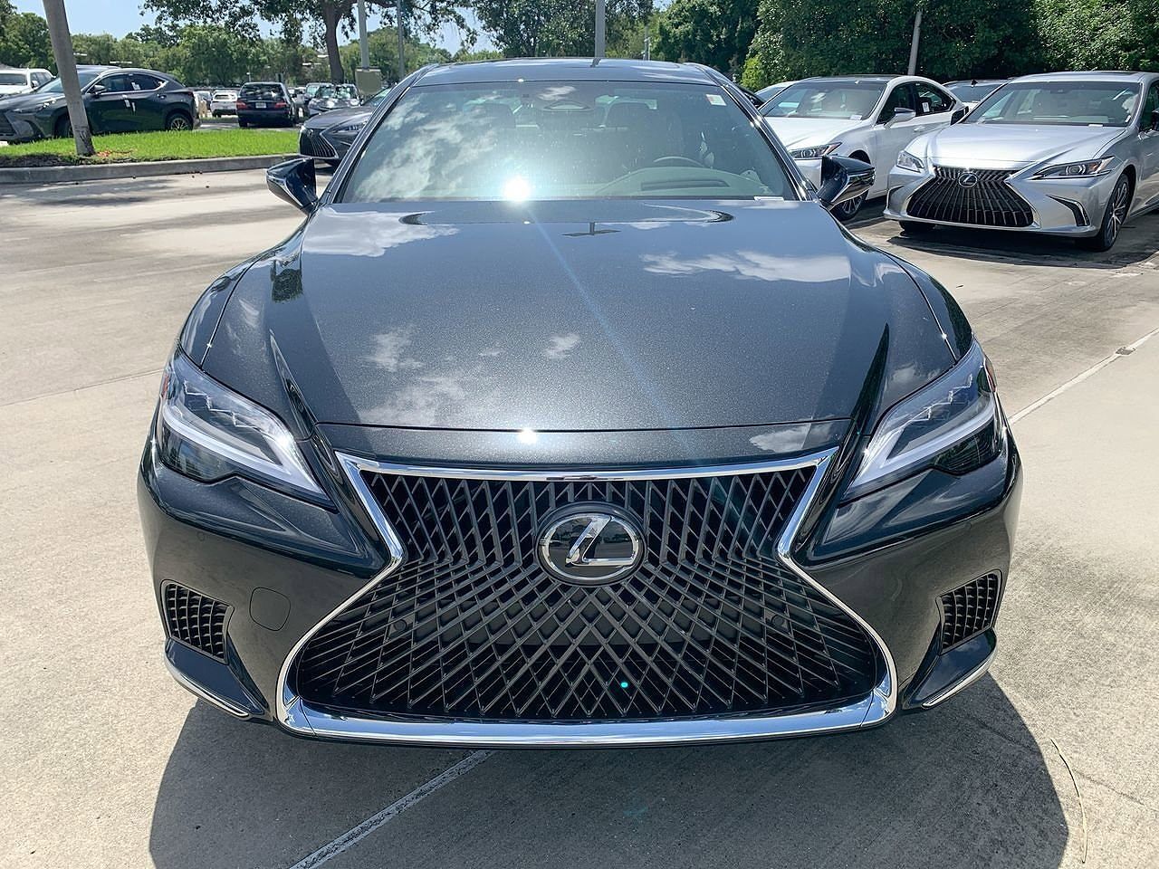 2024 Lexus LS