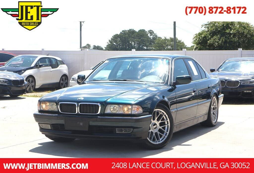 BMW 740i