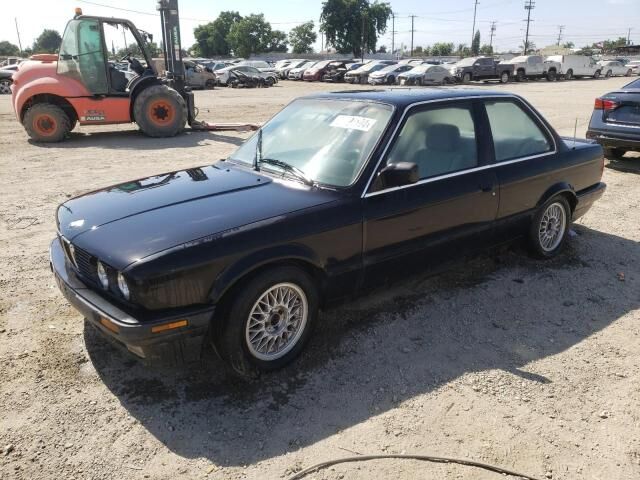 BMW 325iS