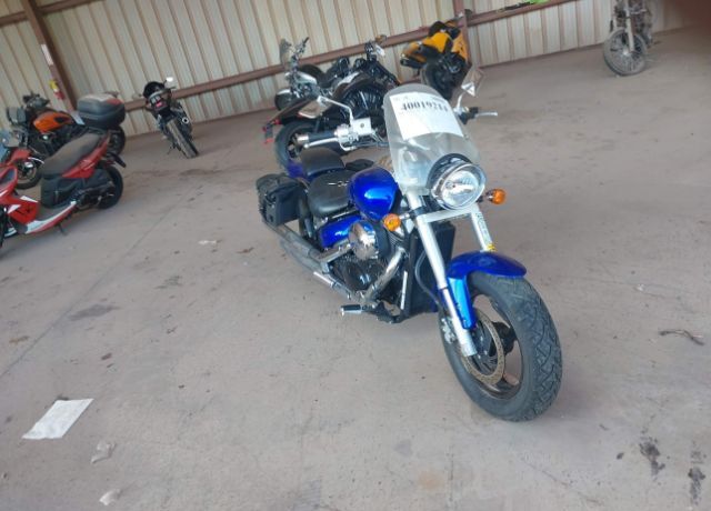 Suzuki VZ800