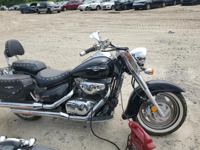 Suzuki VL1500 / VL1500T