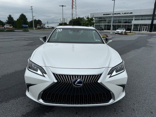 2020 Lexus ES