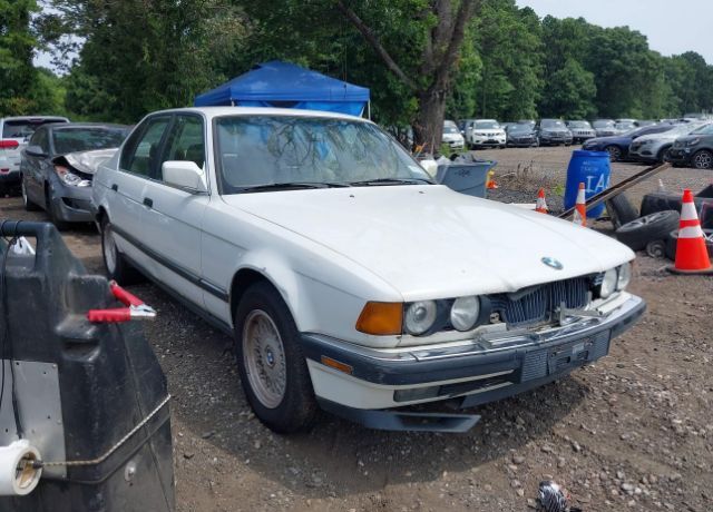 BMW 740i