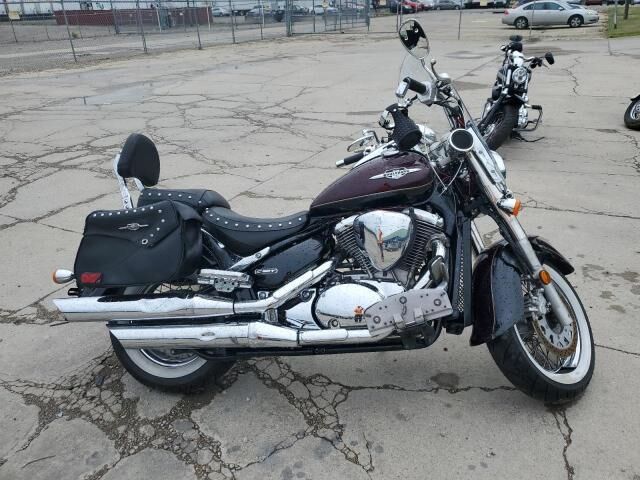 Suzuki VL800TL