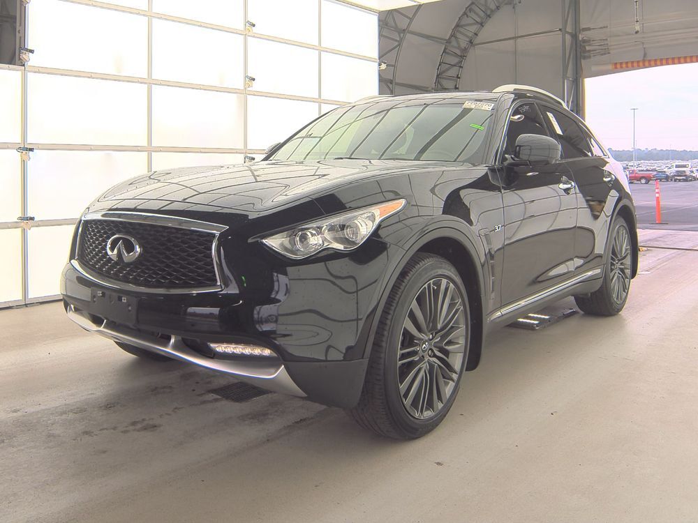 Infiniti QX70