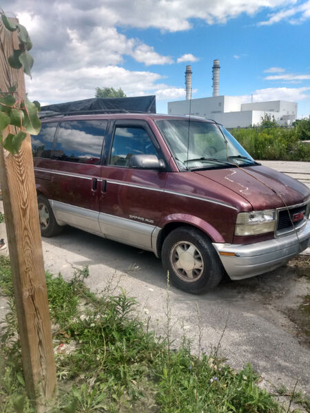 GMC Safari