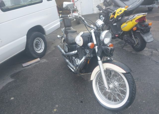 Honda VT1100C2 (SHADOW ACE)