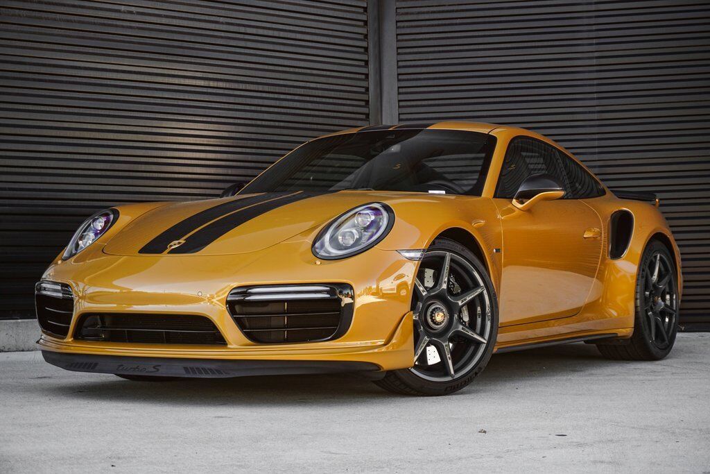 PORSCHE