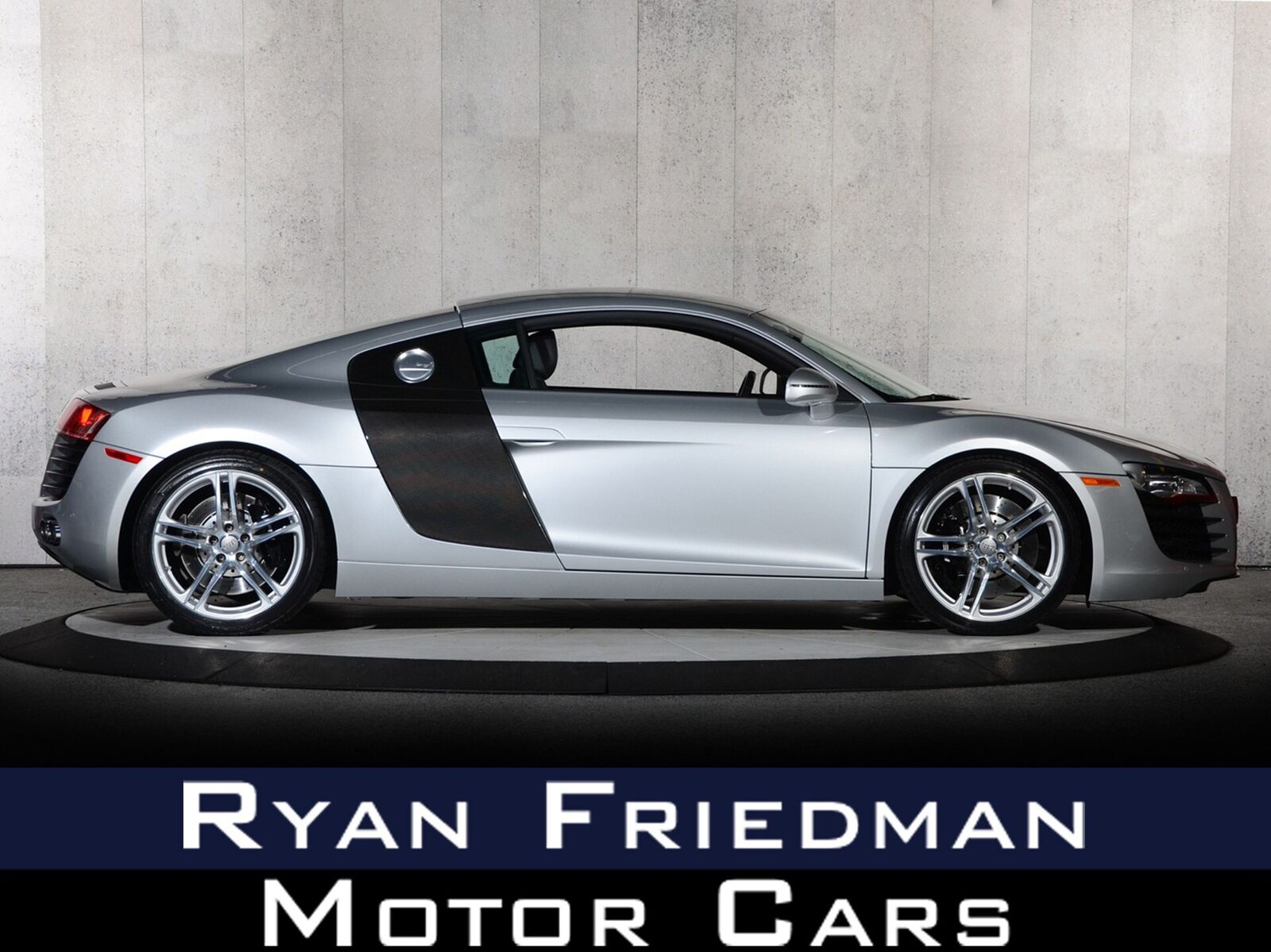 Audi R8