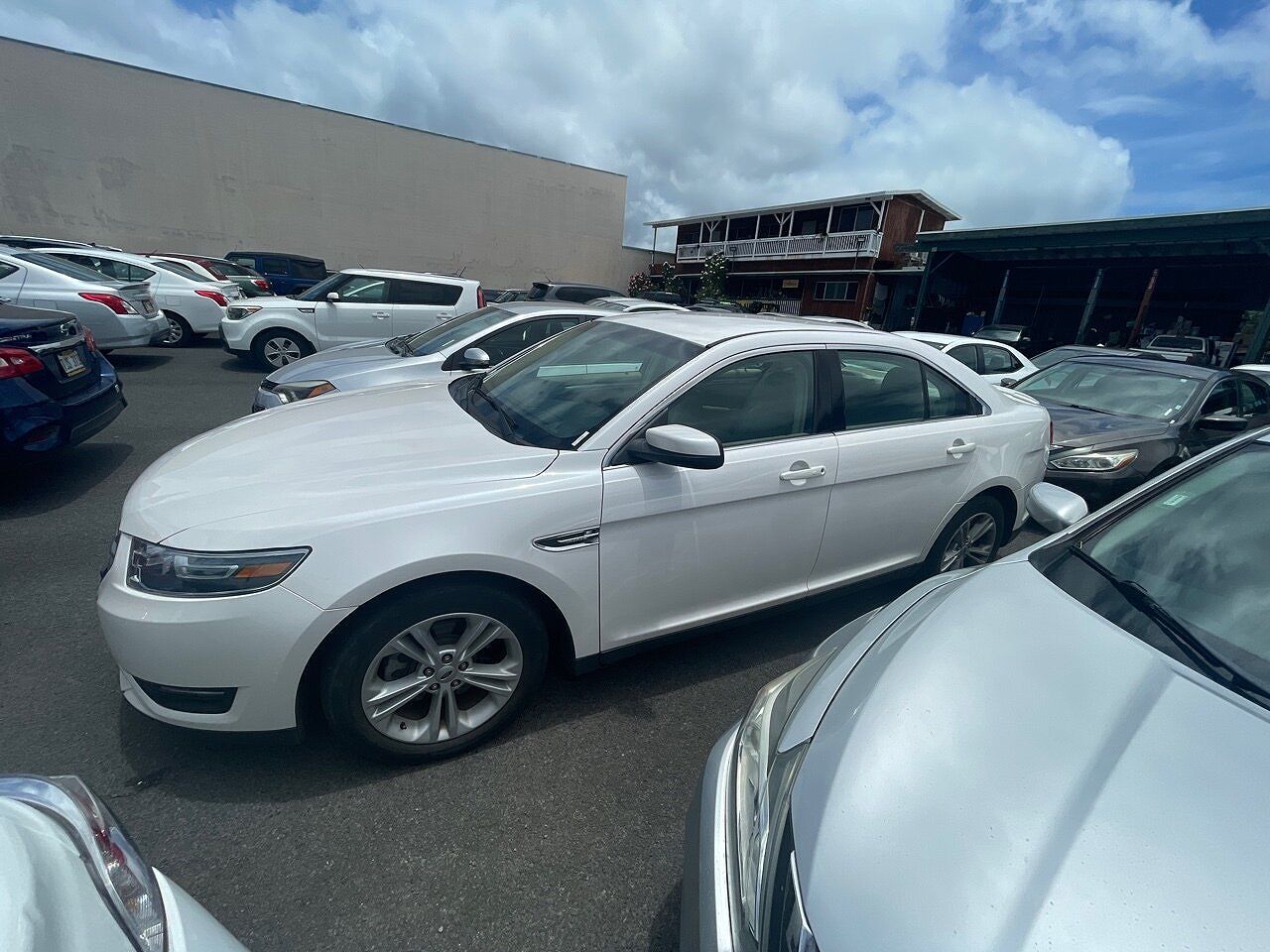 2018 FORD Taurus