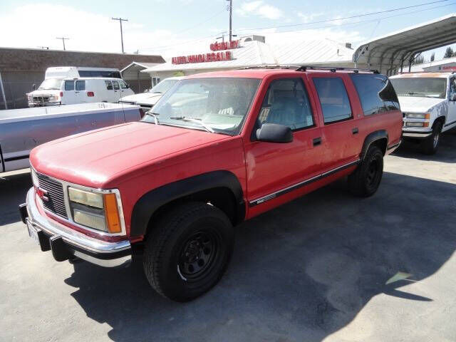 GMC Suburban