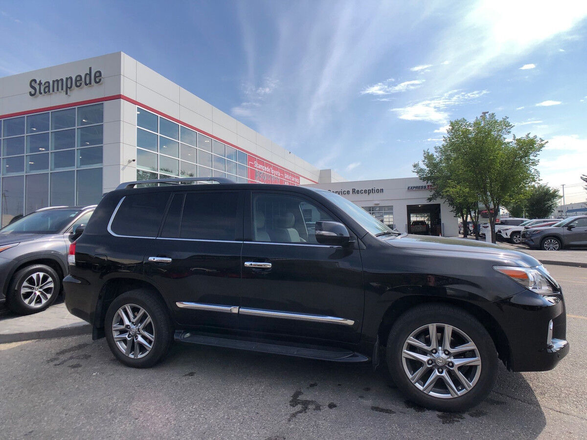 Lexus LX