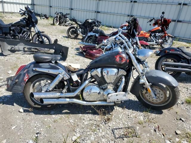 Honda VTX1300R