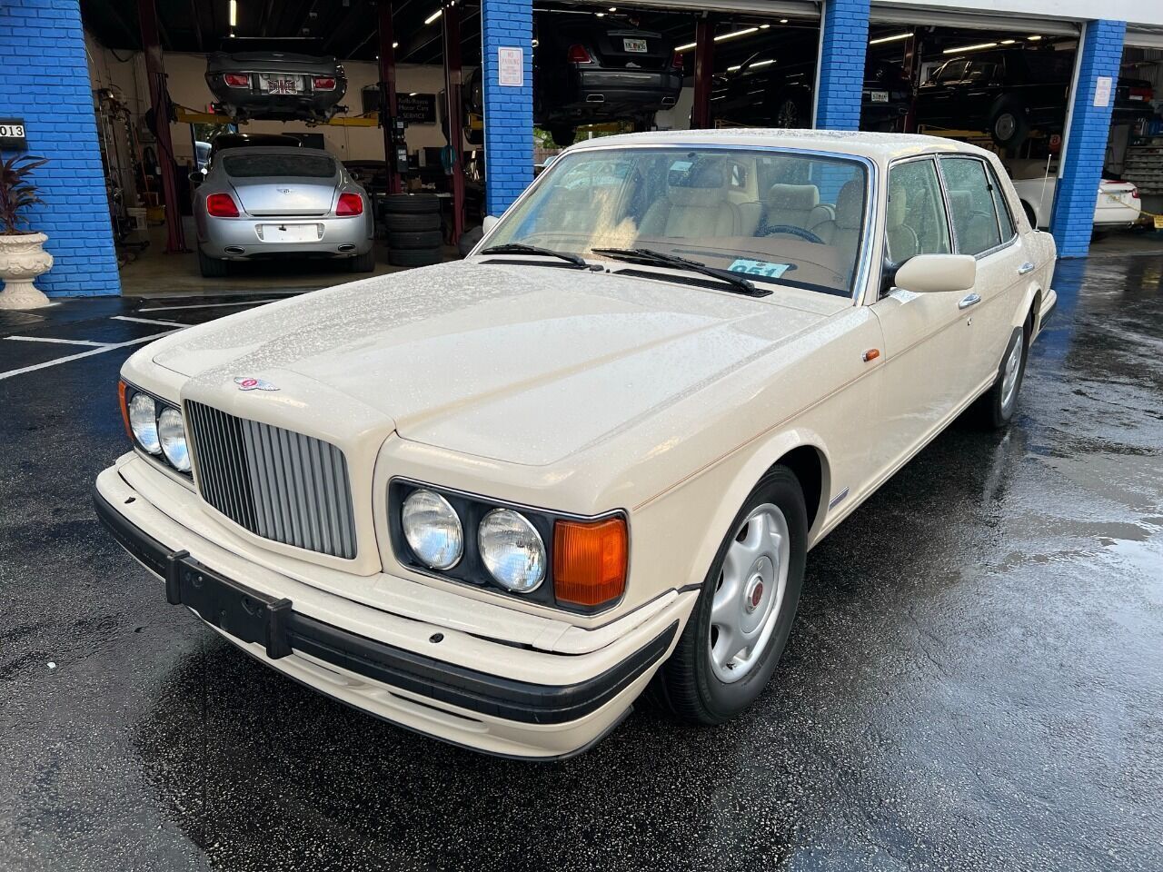Bentley Turbo