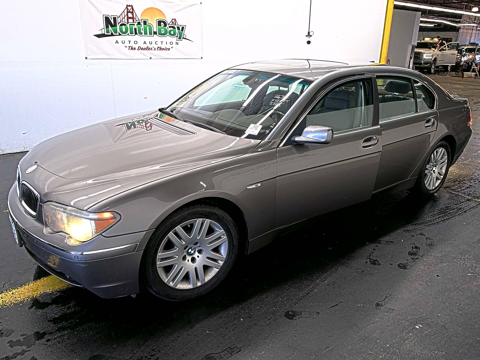 BMW 745Li
