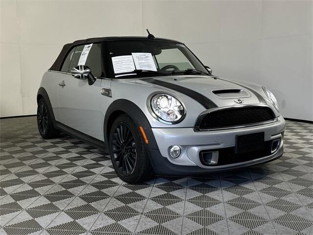 MINI Cooper Convertible